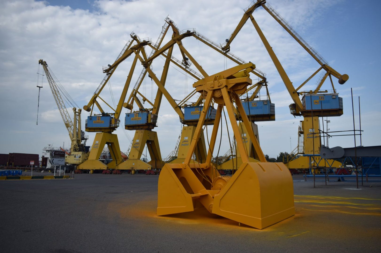 رنگ پلی یورتان - پلی یورتان